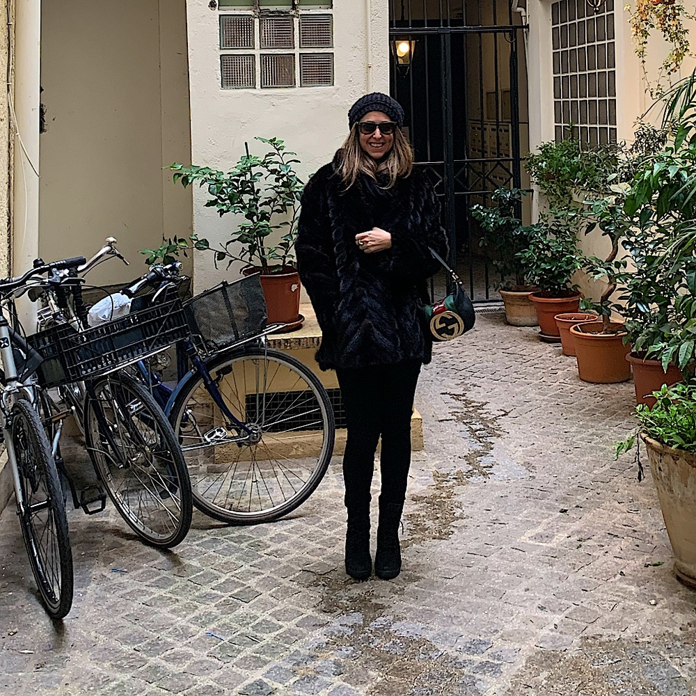 Meet your Posher, Ashley